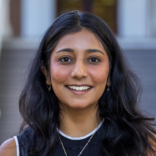 portrait of Tamanna Chhabra